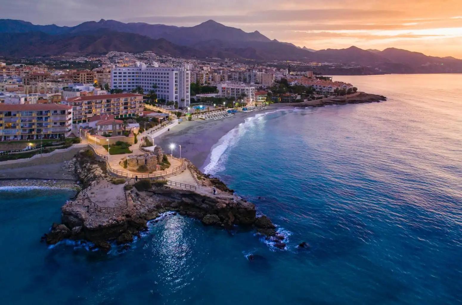 Apartamento En El Centro De Nerja Zewnętrze zdjęcie